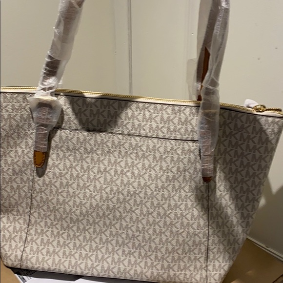 Bags - Picture 2 of 2